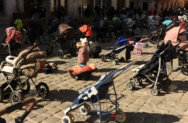 Lviv Ukraine März 2022 109 Leere Kinderwagen Werden Während Einer — Stockfoto