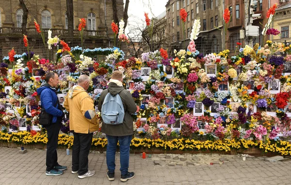 Lviv Ukraine April 2022 Wall Artificial Flowers Set Based Wall — стокове фото