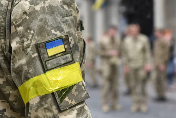 Forças Armadas Ucrânia Soldado Ucraniano Exército Ucraniano Bandeira Ucraniana Uniforme — Fotografia de Stock