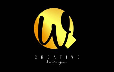 Minimalist dizaynlı Altın Harfler QW logosu. Geometrik ve el yazısıyla yazılmış Q ve W harfleri.