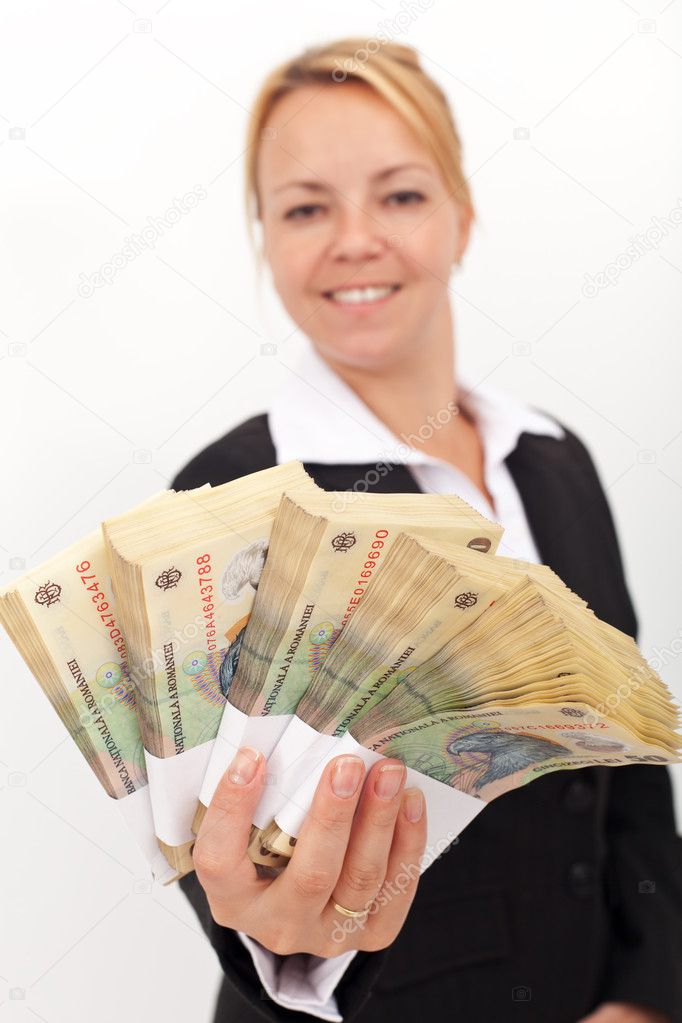 Frau Reicht Ihnen Einen Stapel Rumanische Wahrung Stockfoto C Lightkeeper