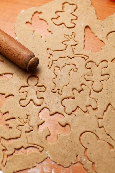 Masa de galleta de jengibre con rodillo — Foto de Stock