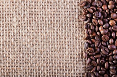 kahve çuval çuval zemin üzerine