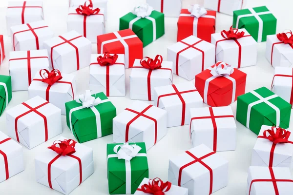 Muchos regalos de Navidad — Foto de Stock