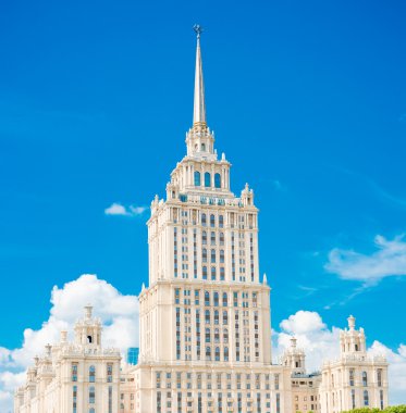 eski Moskova gökdelen