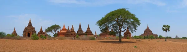 Buddhistické chrámy v bagan, panorama — Stock fotografie