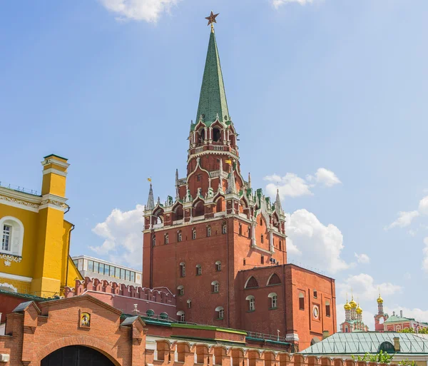 Troitskaya (Trinity) Tower in the Moscow Kremlin — Stock Photo, Image