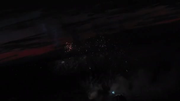 Fuegos Artificiales Cielo Nocturno Celebración Boda Valle Arco Festivo Los — Vídeos de Stock