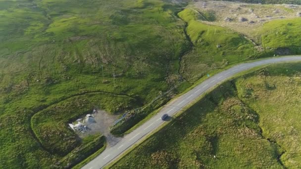 Панорамна Перспектива Гірських Районів Гора Старий Шотландія Автомобіль Проходить Гірській — стокове відео