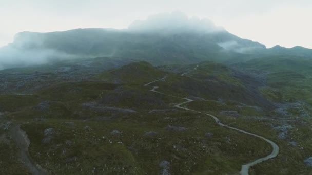 Панорамна Перспектива Гірських Районів Гора Старий Шотландія Хмари Покривали Вершину — стокове відео