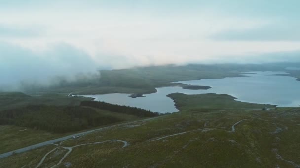 Panorama Perspektif Dataran Tinggi Old Man Mountain Skotlandia Kabut Sangat — Stok Video