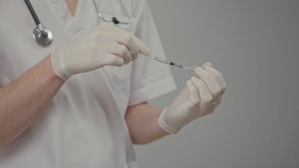 Hands Doctor Filling Syringe Medicine Preparing Inject Draws Liquid Ampoule — Stock Video