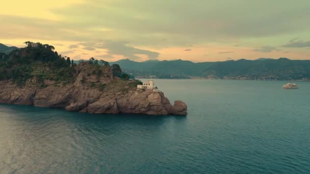 Lighthouse Rock Sea Great View Sea Italy Ship Sea Blue — Video