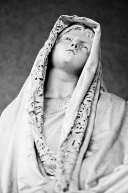 bir mezar taşı heykel taş Güzellik