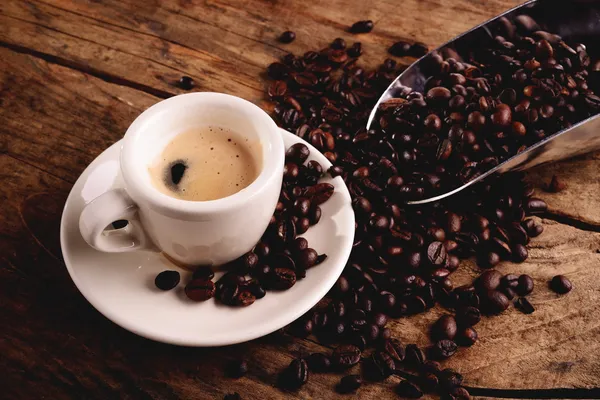 Espresso coffee with milk — Stock Photo, Image