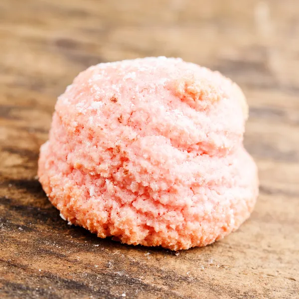 Розовое миндальное печенье — стоковое фото