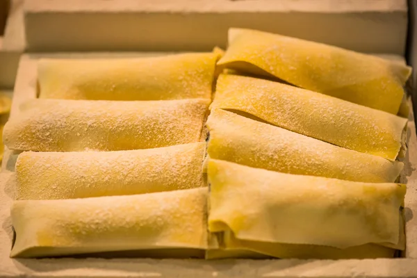 Canelone de macarrão italiano congelado — Fotografia de Stock