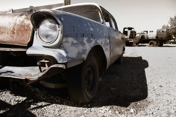 Carro abandonado — Fotografia de Stock