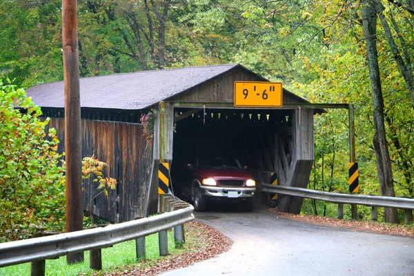 Covered bridge — Stock Photo, Image