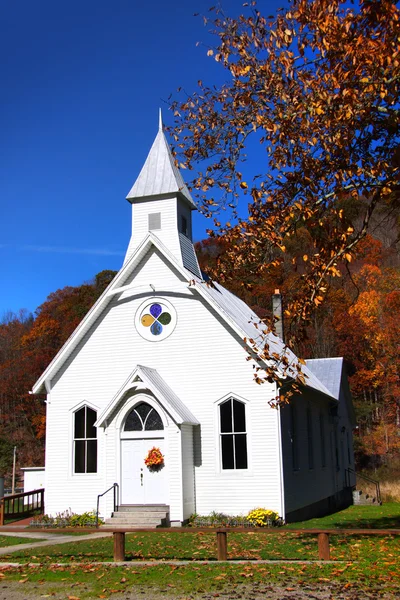 Liten kyrka i west virginia — Stockfoto