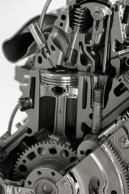 içten yanmalı motor