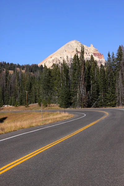 Rijden naar beartooth snelweg — Stockfoto