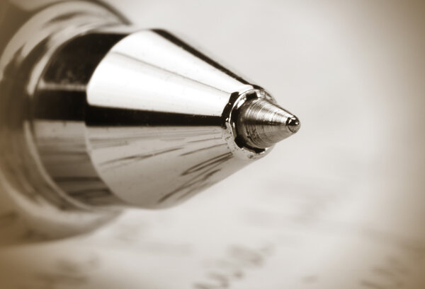 Шариковая ручка
