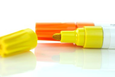 Sarı ve turuncu işaretleri