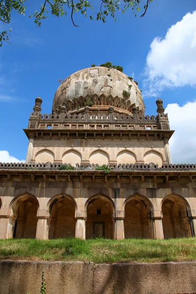 Tombes historiques de Quli Qutbshahi — Photo