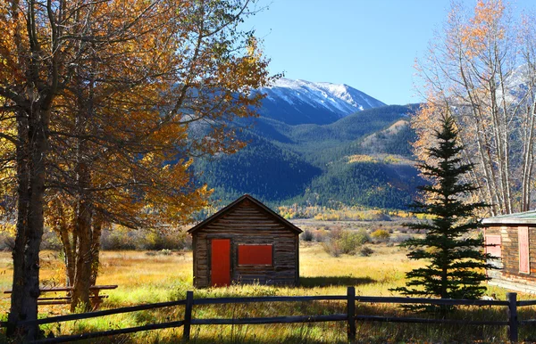 Verlaten cabine — Stockfoto