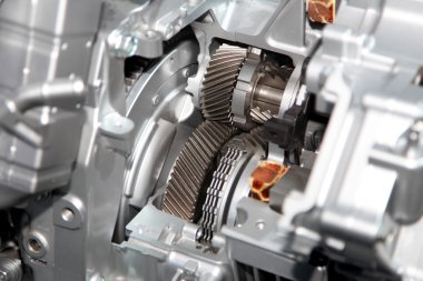 otomotiv motoru