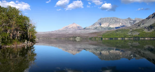 Saint mary sjö i glaciärer — Stockfoto