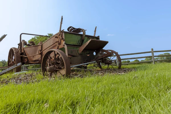 Old Abandoned Rusty Farm Equipment — стоковое фото