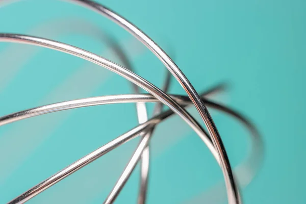 Extreme Close Shot Egg Beater Wires Cyan Background Selective Focus — Stock Photo, Image