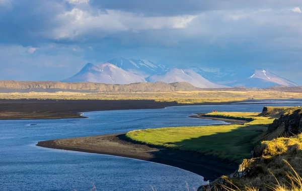 Landschappelijk Landschap Van Boerderij Groene Weiden Langs Atlantische Kust Voorgrond — Stockfoto