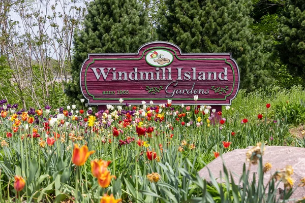 Cartel Jardines Windmill Island Entrada Holland Michigan Durante Primavera — Foto de Stock