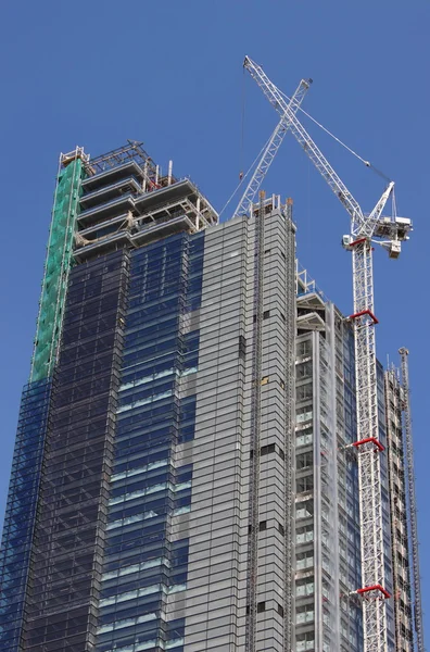 Bau eines Wolkenkratzers — Stockfoto
