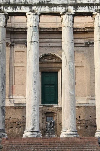 Tempel kolumner — Stockfoto