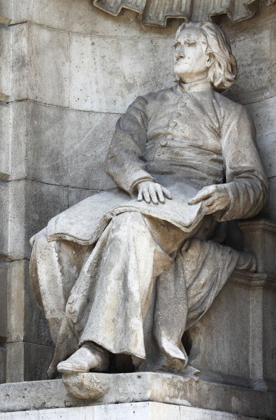 Franz Liszt statue