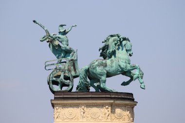 Savaş, alegorik Anıtı