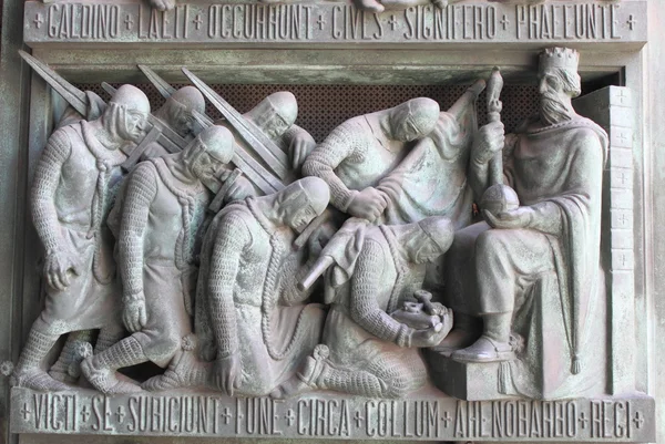 Mittelalterliches Basrelief — Stockfoto