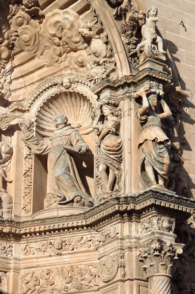 Basreliefs à Saint François d'Assise à Palma de Majorque — Photo