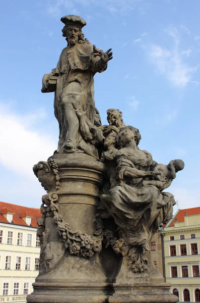 Statue de Saint Ivo à Prague — Photo