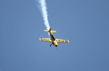 Breitling ekstra 300 uçak