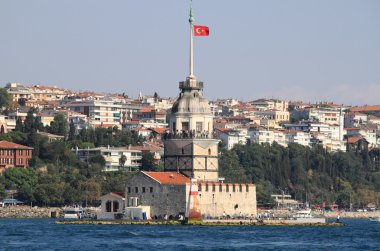 istanbul'daki ilk kule