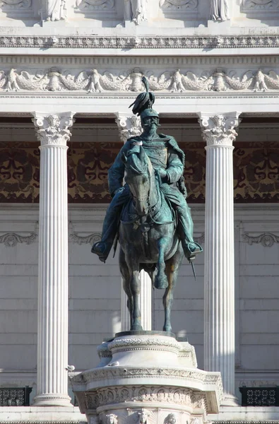 Paardensport monument van victor Emanuel ii — Stockfoto