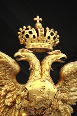 hermitage kapısı altın çift kartal