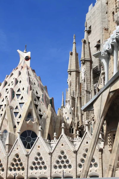 Zbliżenie Świątyni Sagrada Familia Barcelonie Hiszpania — Zdjęcie stockowe
