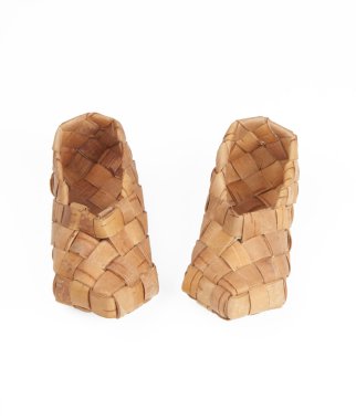 bast ayakkabı, izole