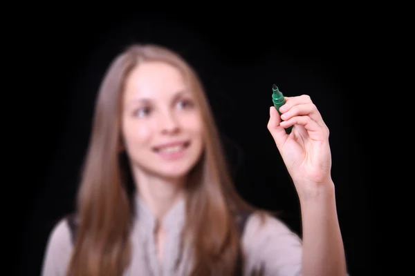 Mujer joven con pluma — Foto de Stock